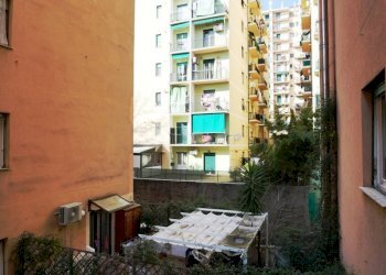 Balcone - Bilocale via Bartolomeo Carrea, 4, Genova (zona Sampierdarena) - foto 16