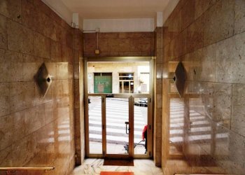 Interno palazzo - Bilocale via Bartolomeo Carrea, 4, Genova (zona Sampierdarena) - foto 17