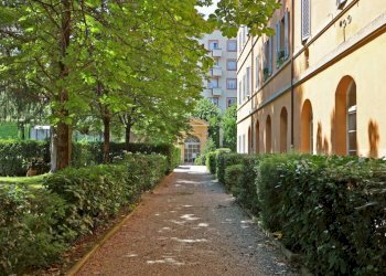 Giardino - Three-room apartment via Santo Stefano, 103, Bologna (neighborhood Centro Storico) - photo 12