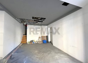 Parcheggio - Locale Commerciale Corso umberto
 
181, Napoli - foto 8