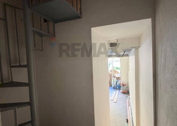 Hall / corridoio - Locale Commerciale Corso umberto
 
181, Napoli - foto 16