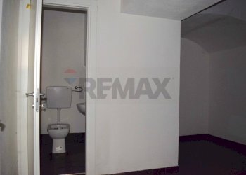 Bagno - Locale Commerciale Corso umberto
 
181, Napoli - foto 24