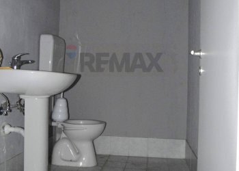 Bagno - Locale Commerciale VIA Corso Umberto
 
183, Napoli - foto 26