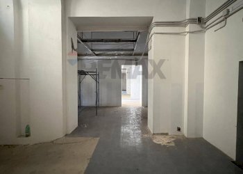 Parcheggio - Locale Commerciale Napoli - foto 11