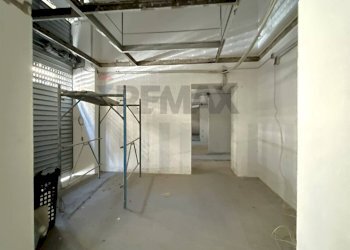 Parcheggio - Locale Commerciale Napoli - foto 19