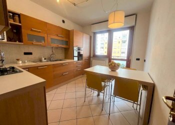 Cucina - Appartamento via Giordano Bruno, 59, Torino (zona Lingotto) - foto 8