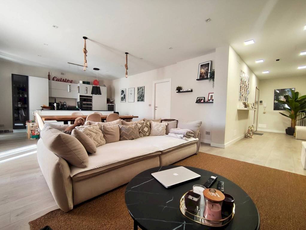 Salone - Apartment via 1 Maggio, 4, Moncalieri - photo 3