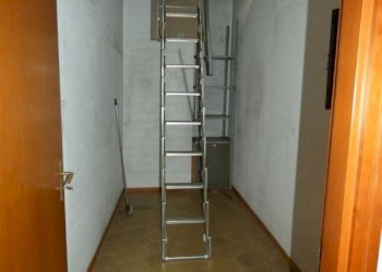 Ripostiglio - Villa piazza Monsignor Luigi Grassi, Alba - foto 20