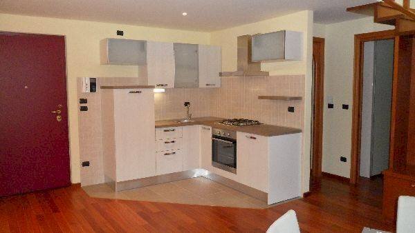 Cucina - Three-room apartment via Vida, Alba - photo 3