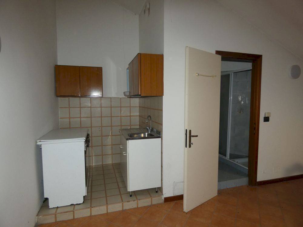 Cucina - One-room apartment via Torino, Canale - photo 2