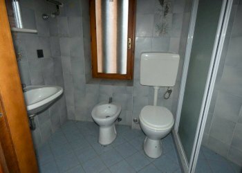 Bagno - One-room apartment via Torino, Canale - photo 3