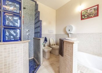 Bagno - Trilocale via Cina, Roma (zona Torrino) - foto 18