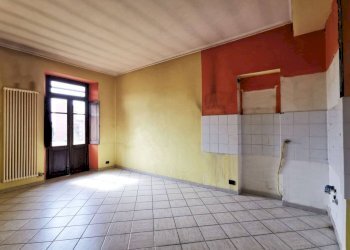 Sala da pranzo - Bilocale via Vittorio Asinari di Bernezzo, 5, Torino (zona Parella) - foto 1