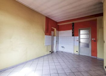 Sala da pranzo - Bilocale via Vittorio Asinari di Bernezzo, 5, Torino (zona Parella) - foto 4