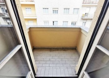 Balcone - Bilocale via Vittorio Asinari di Bernezzo, 5, Torino (zona Parella) - foto 7