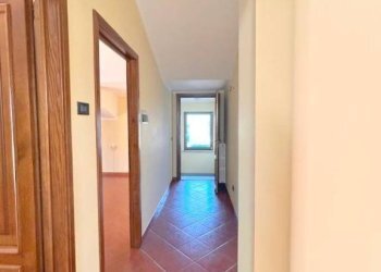 Corridoio - Villa via della Ripa, 37, frazione Madonna Delle Grazie, Cuneo - foto 17