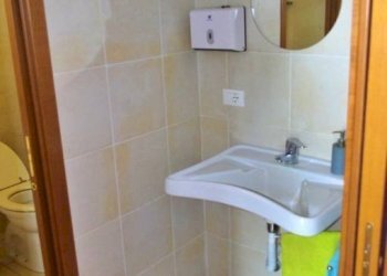 Bagno - Ufficio via Carlo Cattaneo, 22, Gallarate - foto 11