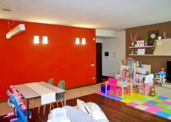 Salone - Four-room apartment Gallarate - photo 4