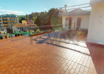 Terrazza - Four-room apartment via Vittorio Veneto
 
175, Busalla - photo 12