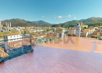 Terrazza - Four-room apartment via Vittorio Veneto
 
175, Busalla - photo 13