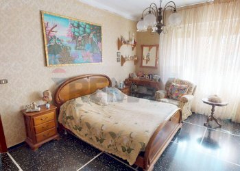 Camera / camera da letto - Four-room apartment via Vittorio Veneto
 
175, Busalla - photo 26