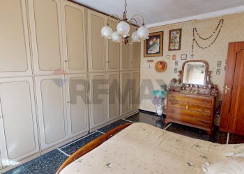 Camera / camera da letto - Four-room apartment via Vittorio Veneto
 
175, Busalla - photo 28