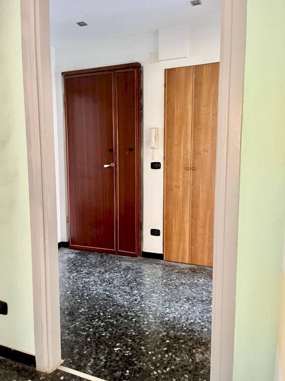 Disimpegno - Trilocale via Monterotondo, 2, Genova (zona Sestri Ponente) - foto 2