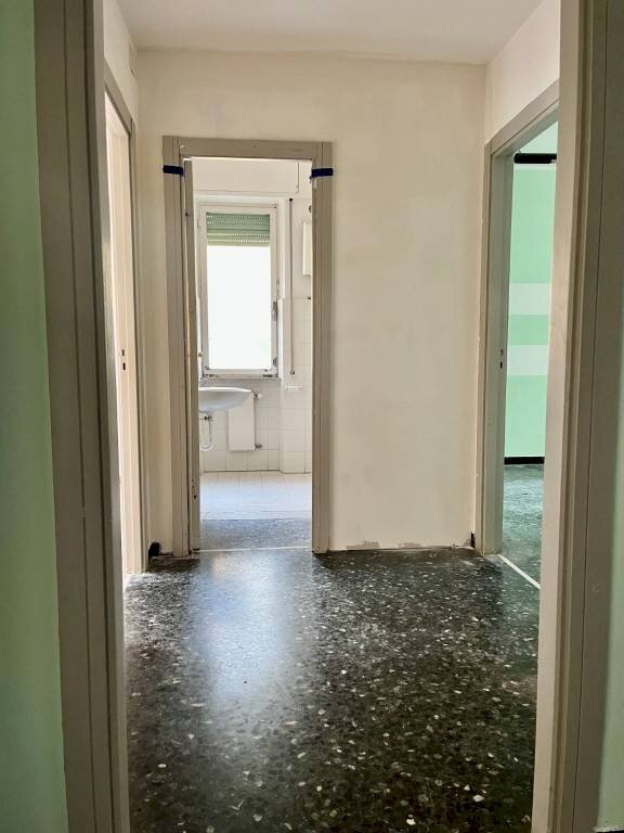 Corridoio - Trilocale via Monterotondo, 2, Genova (zona Sestri Ponente) - foto 3