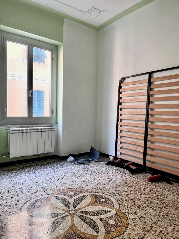 Camera da letto - Appartamento via Gaetano Donizetti, Genova (zona Sestri Ponente) - foto 3