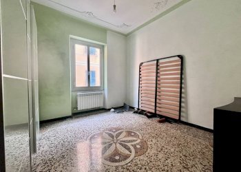 Camera da letto - Appartamento via Gaetano Donizetti, Genova (zona Sestri Ponente) - foto 4