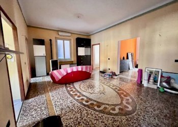 Salone - Appartamento via Gaetano Donizetti, Genova (zona Sestri Ponente) - foto 16