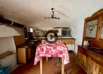 Cucina - Casa indipendente Casale Filippi, 72, Zubiena - foto 5