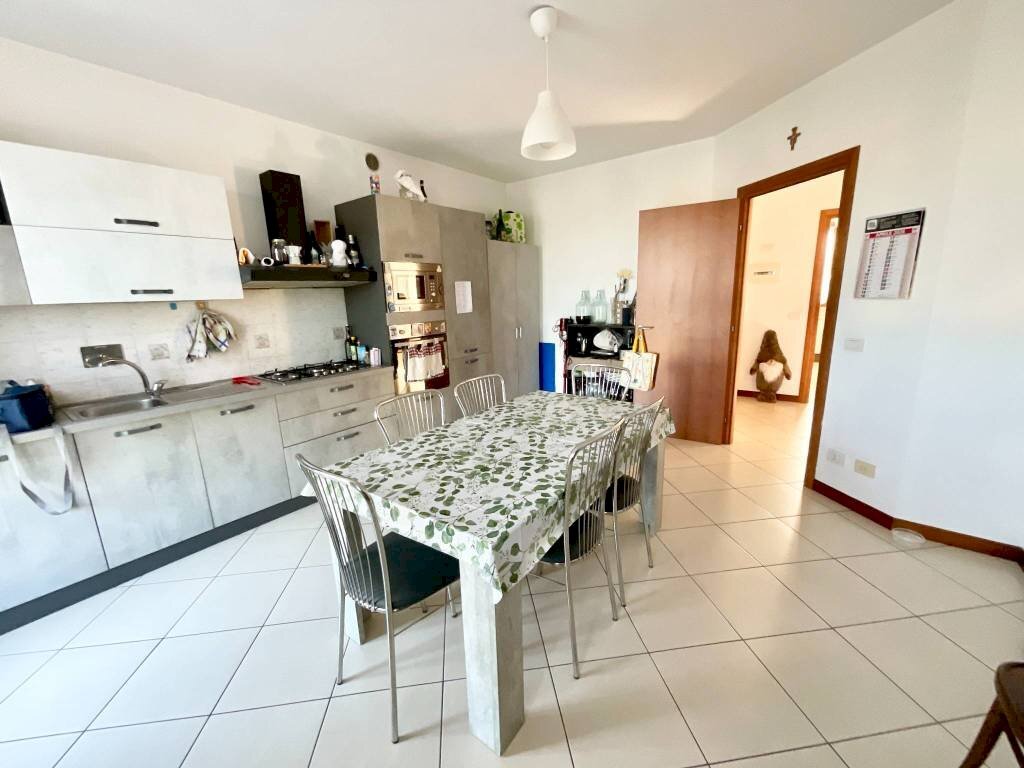 Cucina - Trilocale via Giovanni Trimaglio, 30, Busca - foto 3