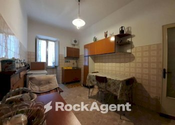 Cucina - Trilocale via Roma, 35, Acquapendente - foto 9
