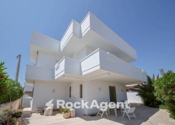 Facciata - Villa via Venere, 37, Carovigno - foto 37