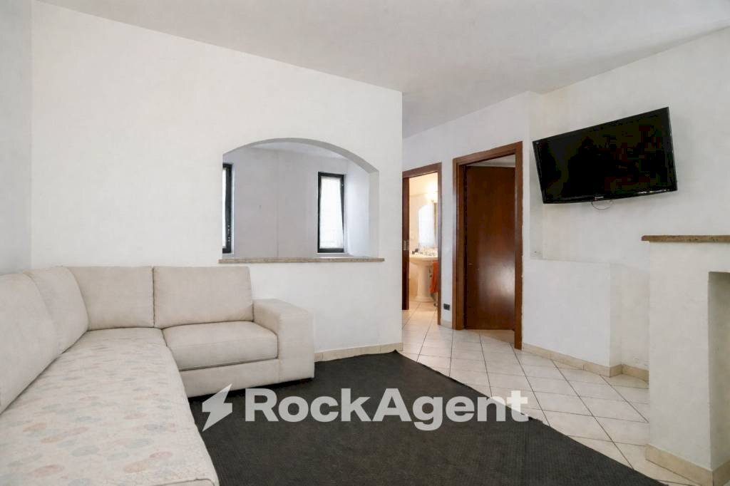 Salone - Villa a Schiera via delle Industrie, 13, Osio Sotto - foto 1