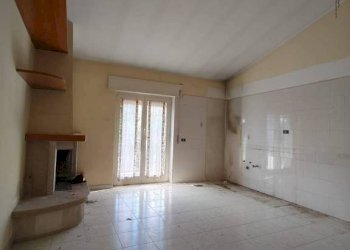 Cucina - Trilocale via Flaminia, 124, Rignano Flaminio - foto 19