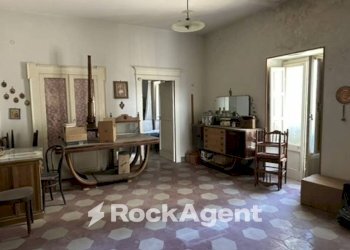 Salone - Appartamento corso Vittorio Emanuele, 115, Poggiofiorito - foto 7