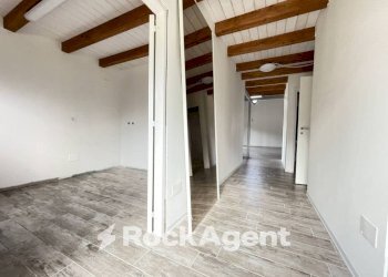 Stanza non arredata - Commercial Premises LOCALITA' PIANO D'ISCHIA, SNC, Civitella del Tronto - photo 18