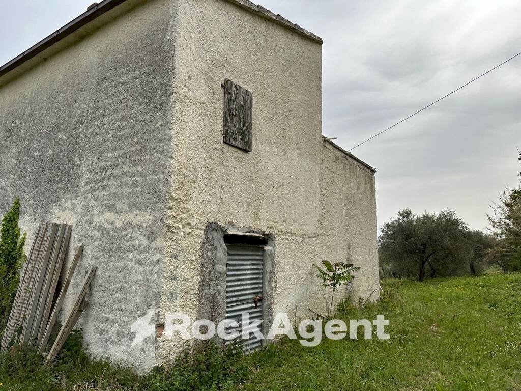Facciata - Rustico contrada Serepenne, Villamagna - foto 2