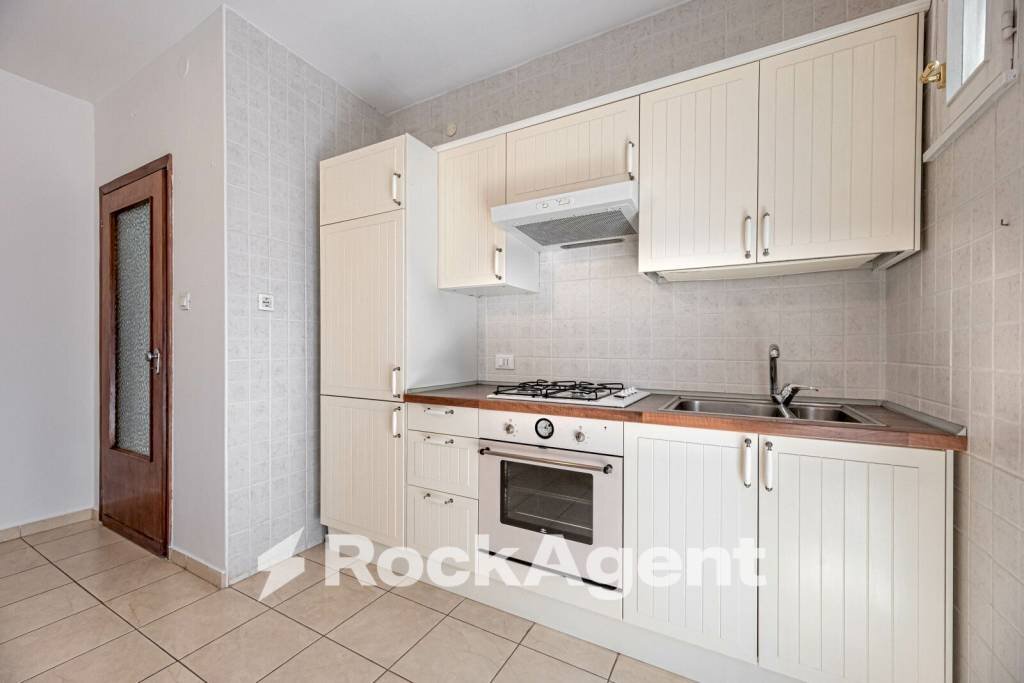 Cucina - Trilocale via Giovanni Battista Viotti, 4, Padova - foto 2