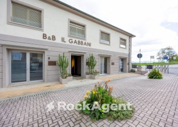 Facciata - Hotel via Aurelia Nord, 6, Bibbona - foto 1