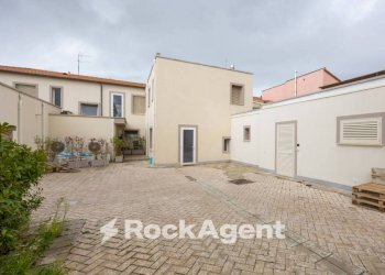 Cortile interno - Hotel via Aurelia Nord, 6, Bibbona - foto 34
