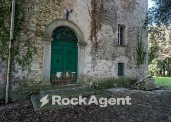 Facciata - Stabile - Palazzo Località Morruzze, 14, Baschi - foto 5