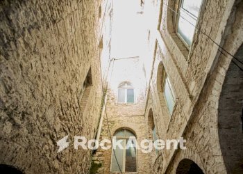 Zona - Stabile - Palazzo Località Morruzze, 14, Baschi - foto 30