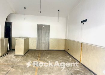 Stanza non arredata - Shop via Angelo Volpicelli, 30/32, Arzano - photo 3