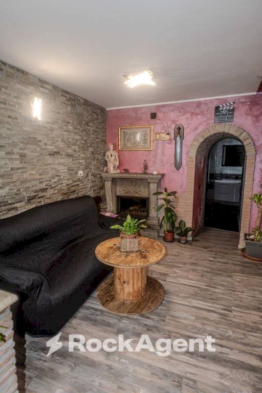 Salone - Casa indipendente via Piedisole, 11, Vignanello - foto 2