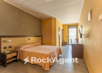 Camera da letto - Hotel via delle Casupole, 6, Trinitapoli - foto 19