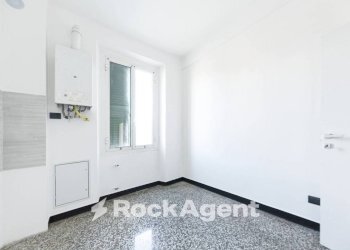 Salone - Appartamento via Archimede, Genova (zona Marassi) - foto 32