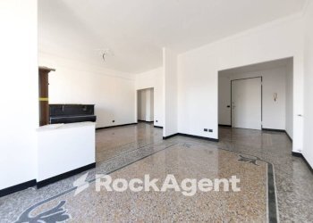 Salone - Appartamento via Archimede, Genova (zona Marassi) - foto 5